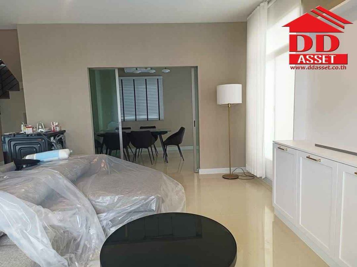 For RentHousePattanakan, Srinakarin : For Rent The Palm Krungthep Kreetha-Wongwaen The Palm, Krungthep Krungkhri-Ring Code: H8192