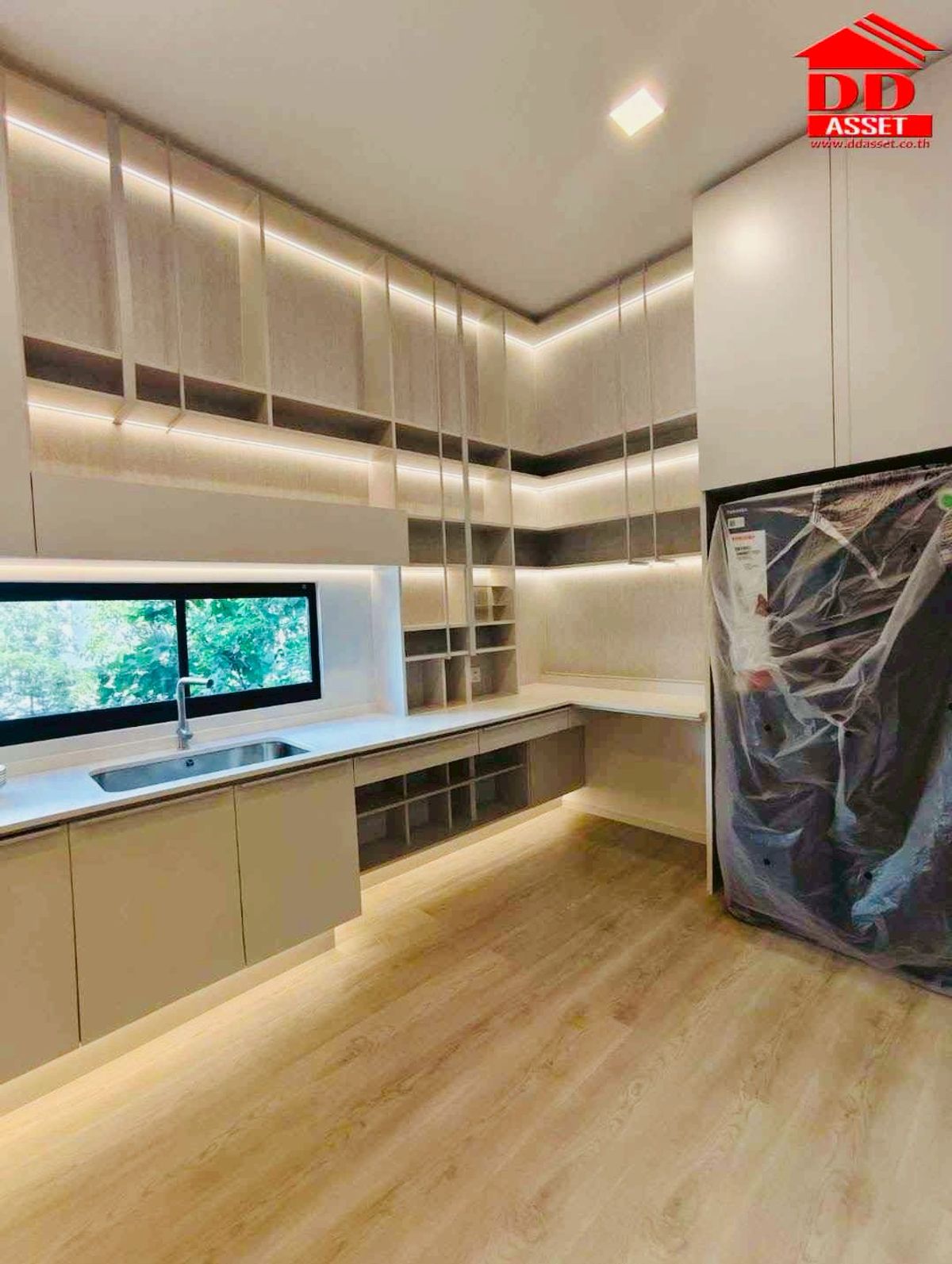 ให้เช่าบ้านลาดกระบัง สุวรรณภูมิ : For rent Vive 2 Krungthep Kreetha วีเว่2 กรุงเทพกรีฑา ติดโรงเรียนนานาชาติ willington school รหัส : H8201