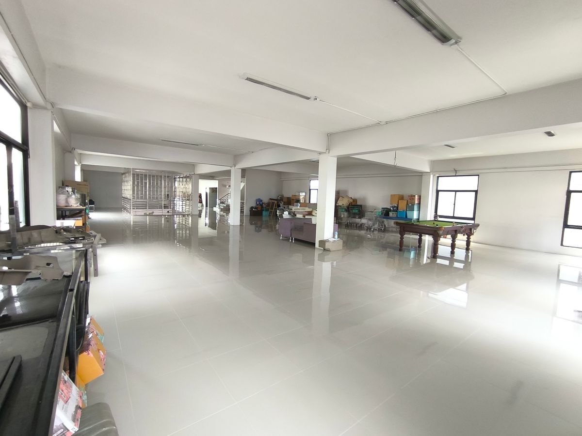 ขายอาคารพาณิชย์พัทยา บางแสน ชลบุรี สัตหีบ : อาคารพาณิชย์ 3.5 ชั้น ทำเลทำธุรกิจ พท.ใช้สอยกว่า 900 ตรม.