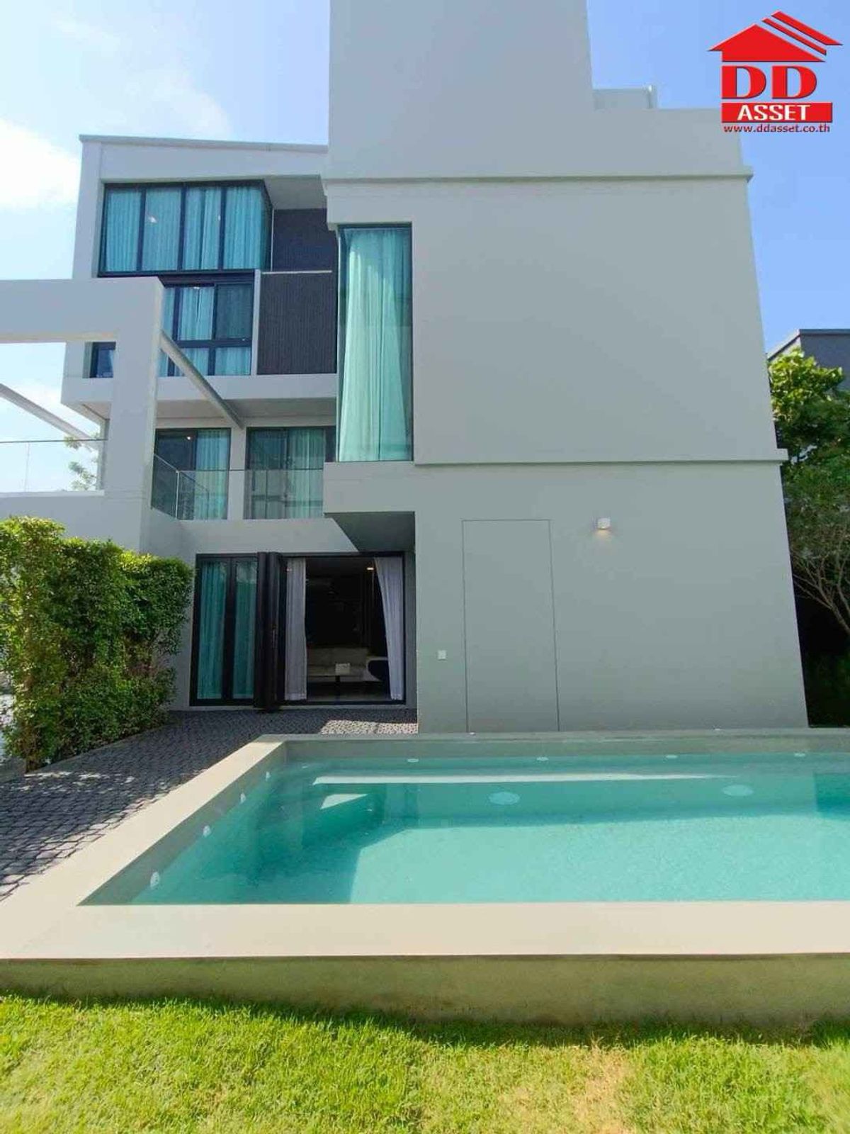 ให้เช่าบ้านลาดกระบัง สุวรรณภูมิ : For rent Vive 2 Krungthep Kreetha วีเว่2 กรุงเทพกรีฑา ติดโรงเรียนนานาชาติ willington school รหัส : H8201