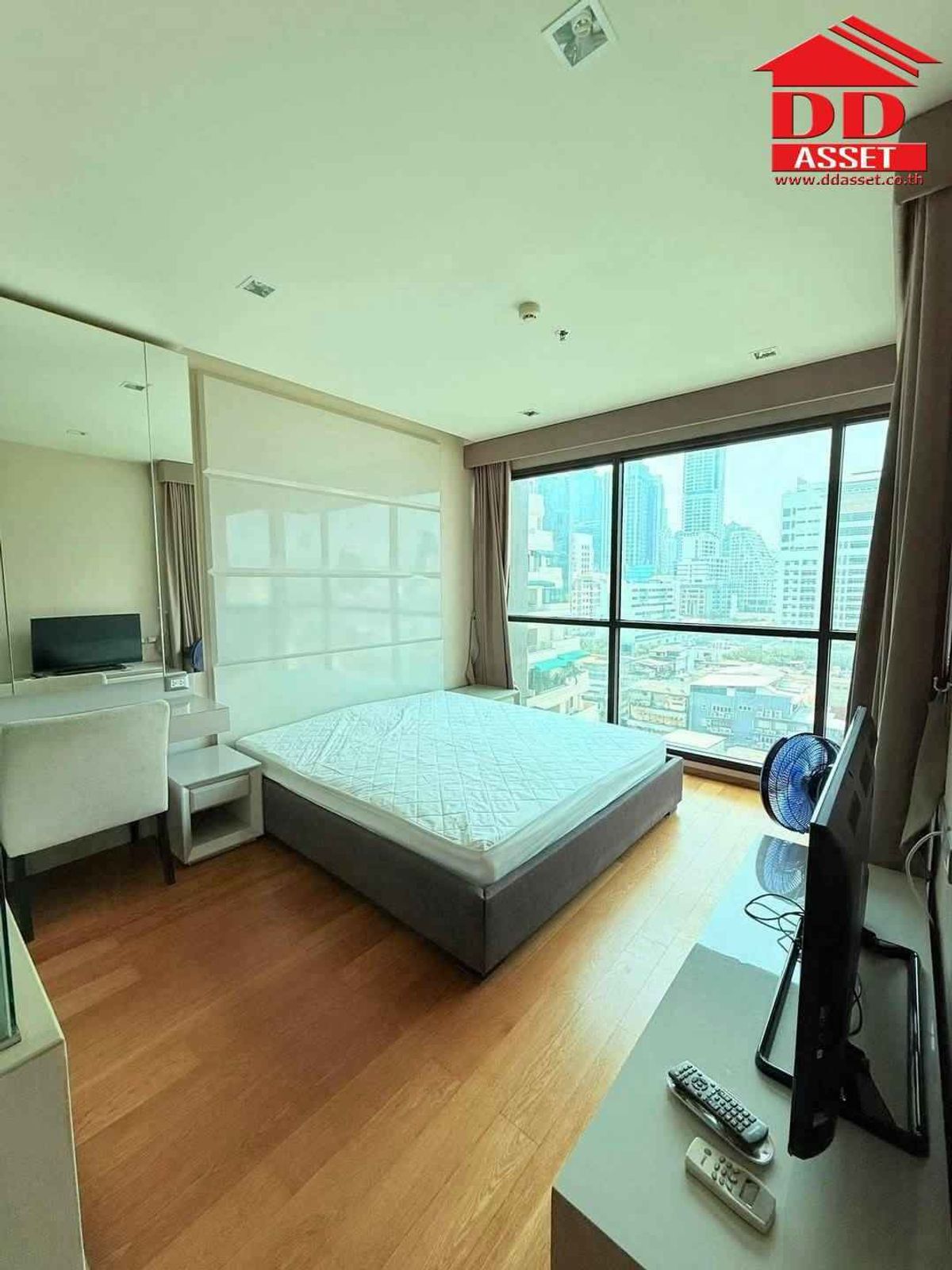 ขายคอนโดสาทร นราธิวาส : The Address Sathorn ดิแอดเดรส ซอยสาทร12  รหัส : C8334