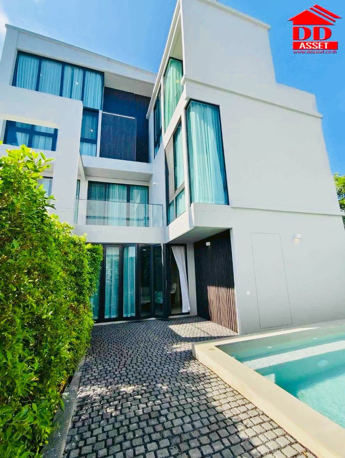 ให้เช่าบ้านลาดกระบัง สุวรรณภูมิ : For rent Vive 2 Krungthep Kreetha วีเว่2 กรุงเทพกรีฑา ติดโรงเรียนนานาชาติ willington school รหัส : H8201