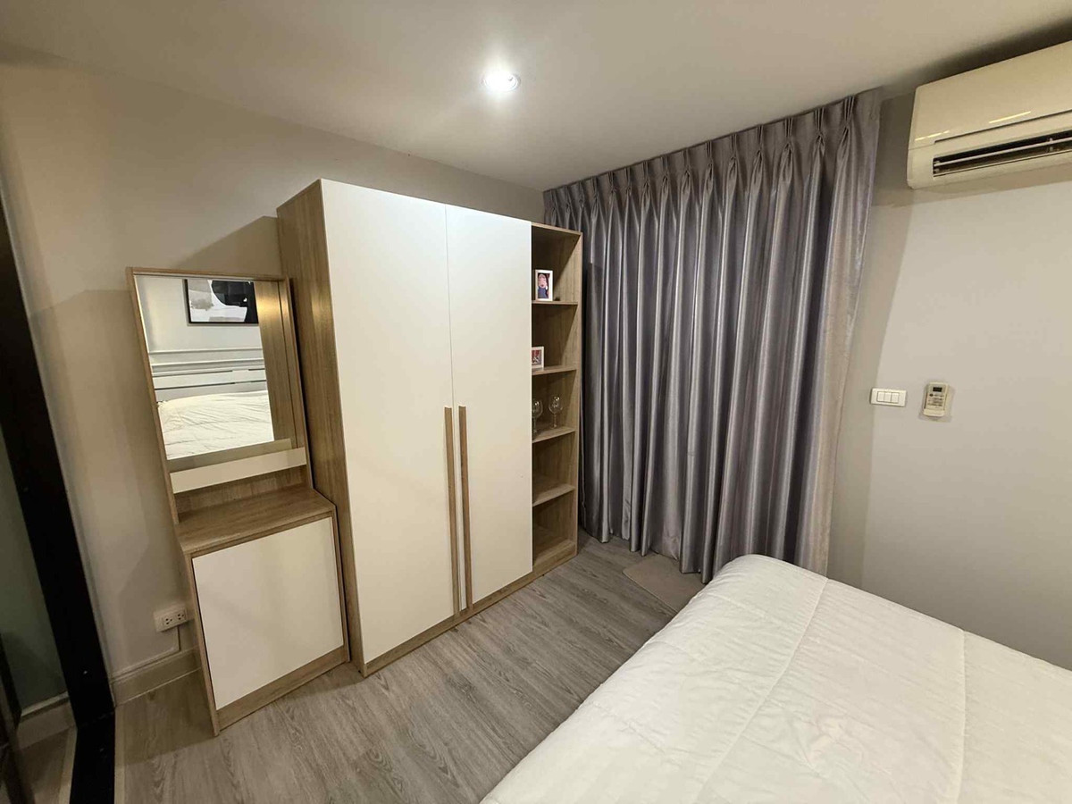 ขายคอนโดวิภาวดี ดอนเมือง หลักสี่ : ✨ขาย รีเจ้นท์โฮม แจ้งวัฒนะ15 ฝั่งสระว่ายน้ำ