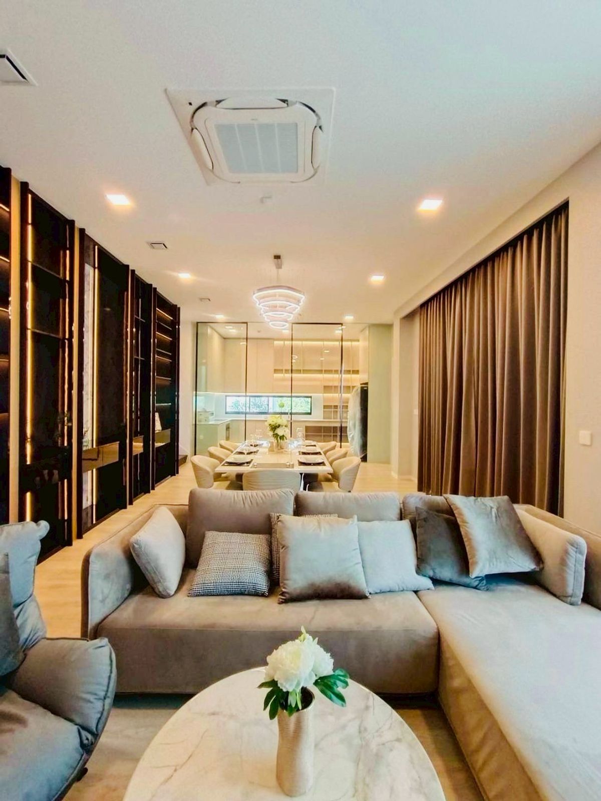 ให้เช่าบ้านลาดกระบัง สุวรรณภูมิ : For rent Vive 2 Krungthep Kreetha วีเว่2 กรุงเทพกรีฑา ติดโรงเรียนนานาชาติ willington school รหัส : H8201