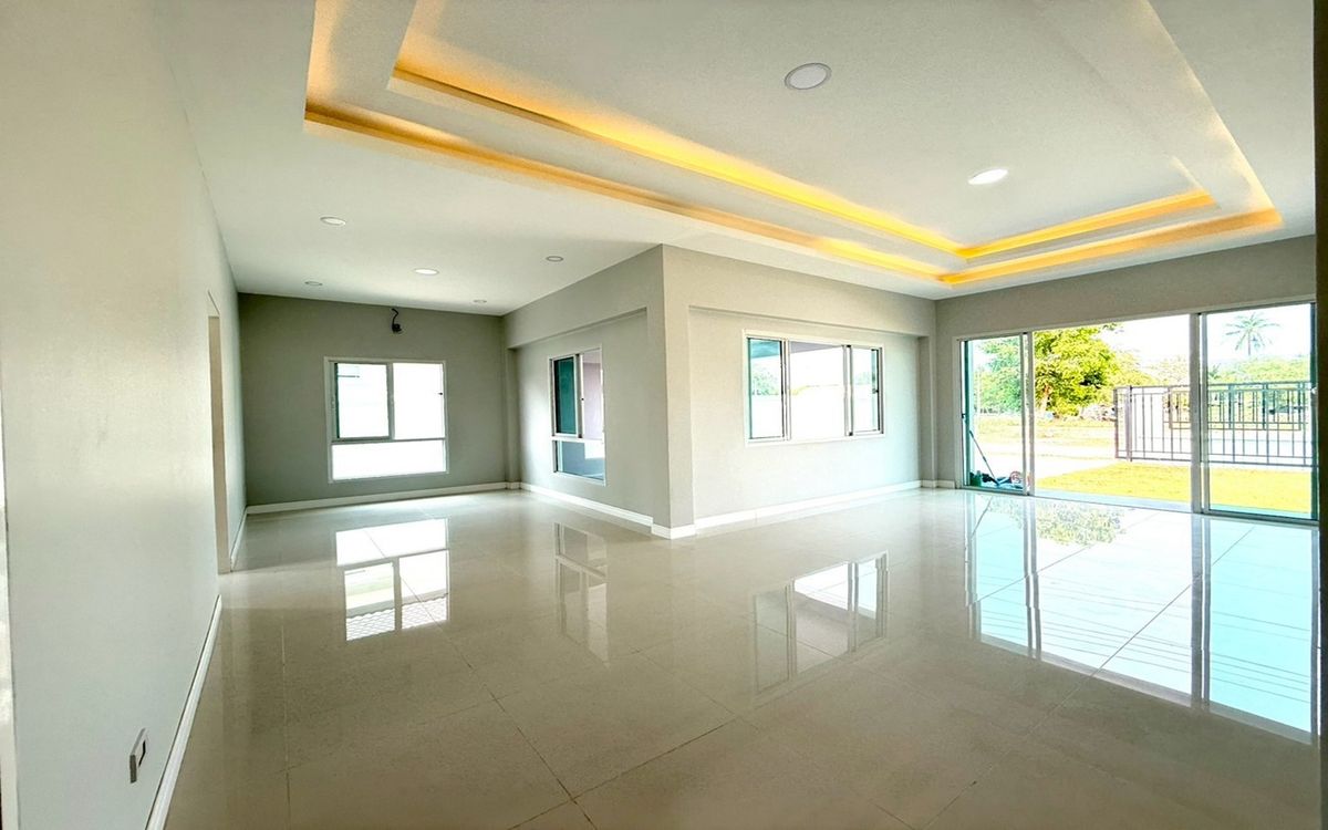 For SaleHouseCha-am Phetchaburi : House for sale Setthasiri Village Cha -am Project, Khao Yai Subdistrict, Cha -Am District, Phetchaburi Province, near Santoroni Water Park, near Cha -am Sea for 10 minutes