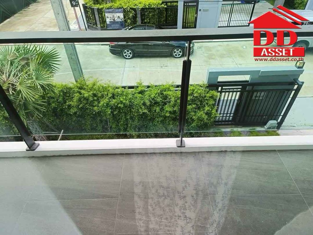 For RentHousePattanakan, Srinakarin : For Rent The Palm Krungthep Kreetha-Wongwaen The Palm, Krungthep Krungkhri-Ring Code: H8192