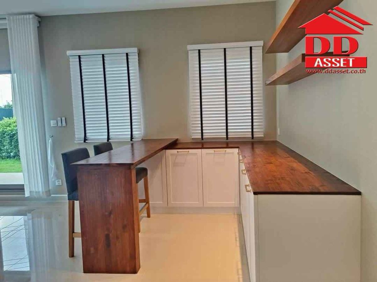 For RentHousePattanakan, Srinakarin : For Rent The Palm Krungthep Kreetha-Wongwaen The Palm, Krungthep Krungkhri-Ring Code: H8192