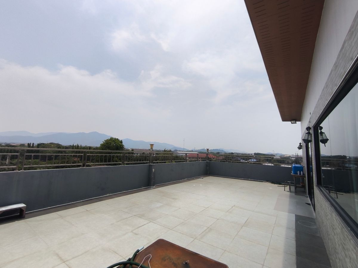 ขายอาคารพาณิชย์พัทยา บางแสน ชลบุรี สัตหีบ : อาคารพาณิชย์ 3.5 ชั้น ทำเลทำธุรกิจ พท.ใช้สอยกว่า 900 ตรม.