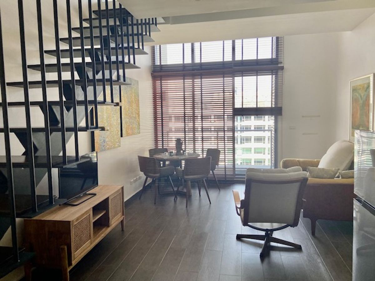 ให้เช่าคอนโดสุขุมวิท อโศก ทองหล่อ : 1 เตียง 1 ห้องน้ำ 46 ตารางเมตรคอนโดที่ Lofts Ekkamai ให้เช่า 35,000 THB ต่อเดือน Ekkamai BTS