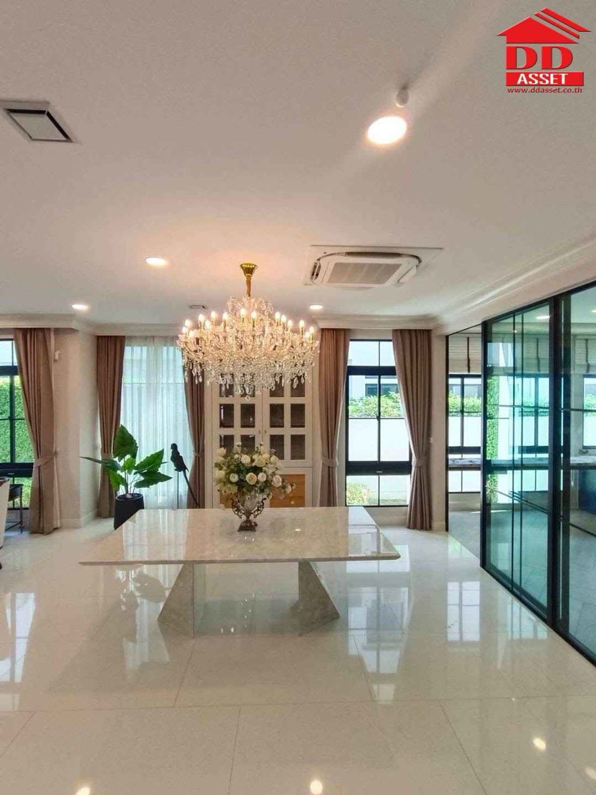 HousePattanakan, Srinakarin : Nantawan Rama 9 New Krungthepkreetha: Nantawan Rama 9, Krungthep Kreetha, Code: H8197