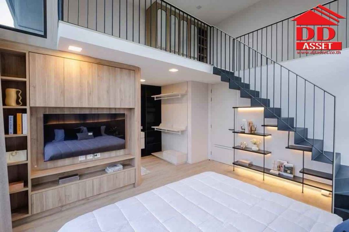 For RentHousePattanakan, Srinakarin : For Rent Vive Krungthep Kreetha, Krungthep Kreetha, behind the Velington School, Code: H8199