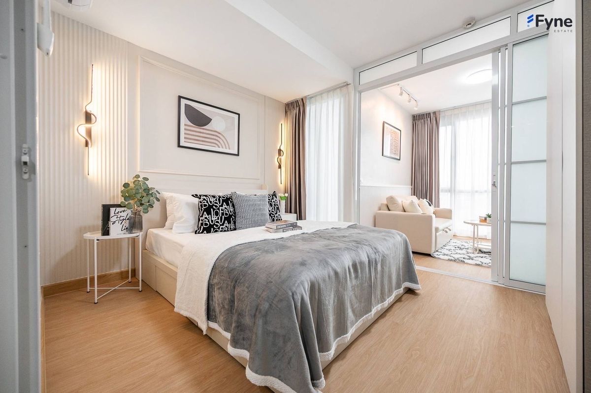 ให้เช่าคอนโดรัชดา ห้วยขวาง : ⸻

ให้เช่าคอนโด City Room รัชดา-สุทธิสาร | ชั้น 8
เฟอร์นิเจอร์ครบ พร้อมเข้าอยู่ 🏢✨

คอนโดสูง 8 ชั้น ตั้งอยู่บนชั้นบนสุด
มั่นใจ ปลอดภัย ไม่มีผลกระทบจากแผ่นดินไหว 🌍✔️

รายละเอียดห้อง:
	•	ขนาด 33 ตารางเมตร
	•	1 ห้องนอน 1 ห้องน้ำ
	•	เฟอร์นิเจอร์ครบชุด พร้อ