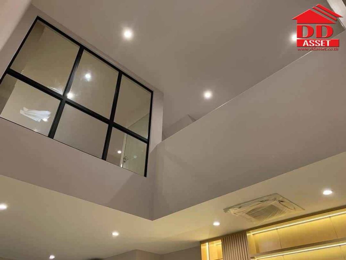 ทาวน์โฮมพระราม 9 เพชรบุรีตัดใหม่ RCA : ขาย / ให้เช่า Nirvana Define ศรีนครินทร์-พระราม 9 รหัส : H8193