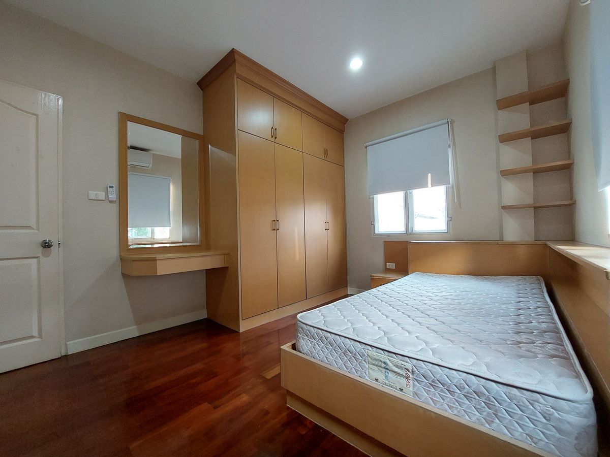 บ้านสมุทรปราการ สำโรง : บ้านเดี่ยว นันทวัน ศรีนครินทร์ 100 ตารางวา 250 ตารางเมตร