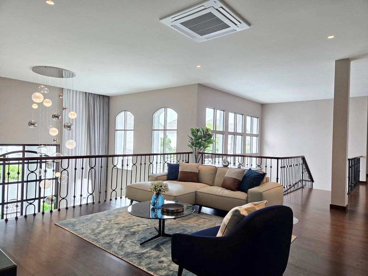 HouseLadkrabang, Suwannaphum Airport : 📍 Selling/renting a house, decorated with Perfect Masterpiece Rama9-Krungthep Kreetha 5 Bed only 95 MB/Rent 500,000/Month