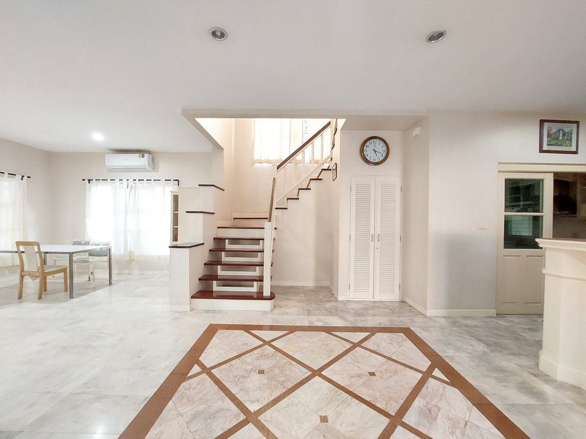 บ้านสมุทรปราการ สำโรง : บ้านเดี่ยว นันทวัน ศรีนครินทร์ 100 ตารางวา 250 ตารางเมตร