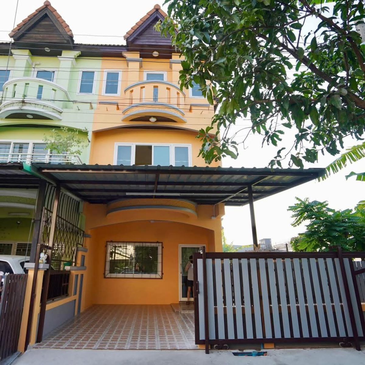 ให้เช่าทาวน์โฮมบางแค เพชรเกษม : ให้เช่าทาวน์โฮมหมู่บ้านพงษ์ศิริชัย 4 หลังมุม