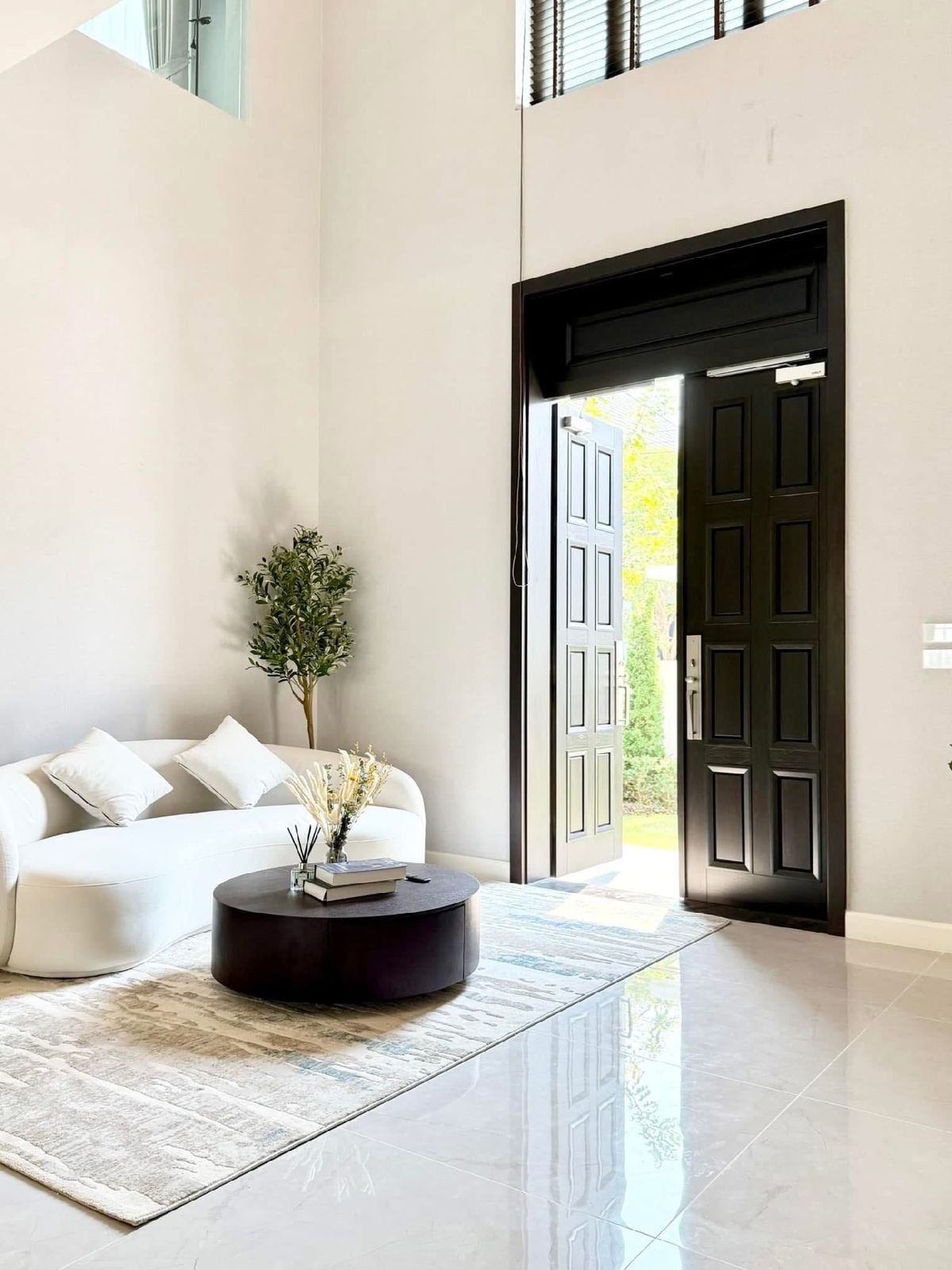 For SaleHouseBangna, Bearing, Lasalle : House for sale, The City Bangna 2, only 34.9 MB. Contact 086-795-9997.