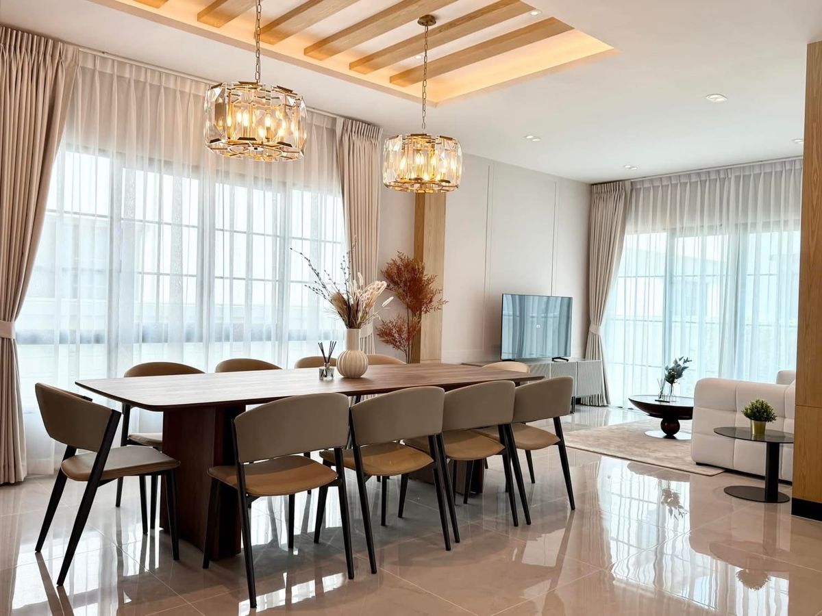 For SaleHouseBangna, Bearing, Lasalle : House for sale, The City Bangna 2, only 34.9 MB. Contact 086-795-9997.