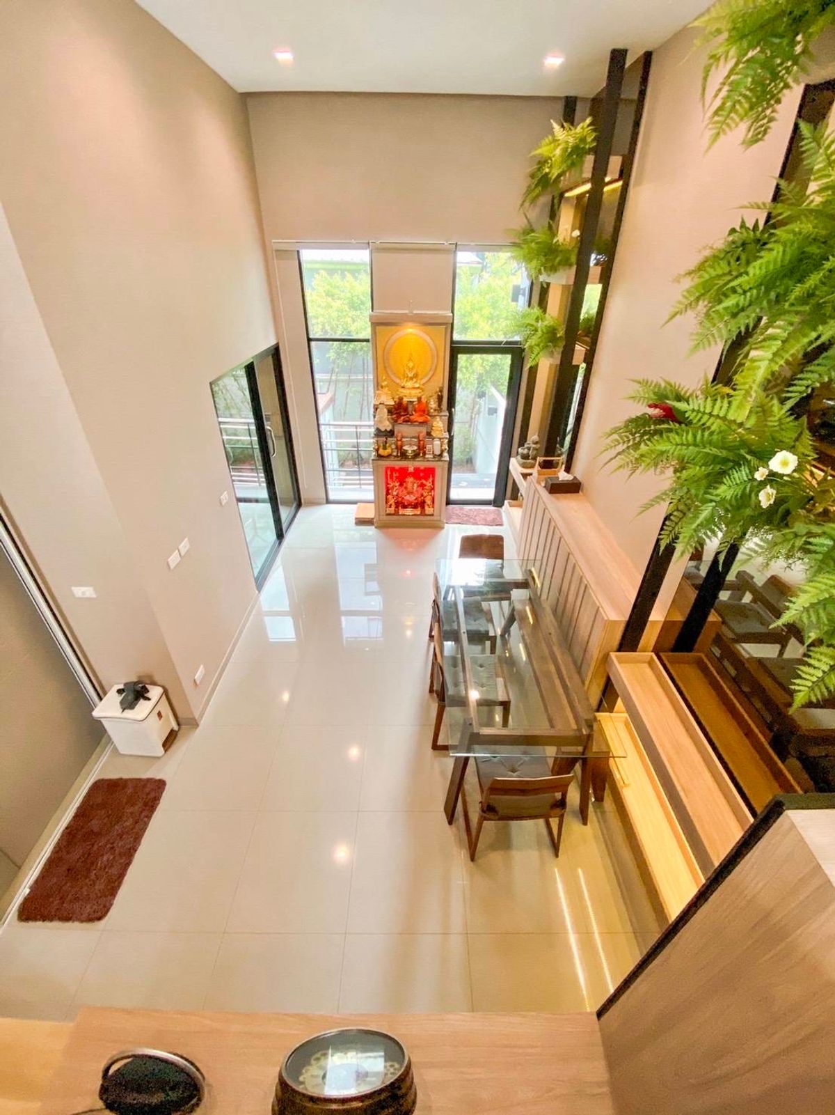 For RentTownhomePattanakan, Srinakarin : Townhome behind Arden angle, development of Ma Thong Lo 15 minutes