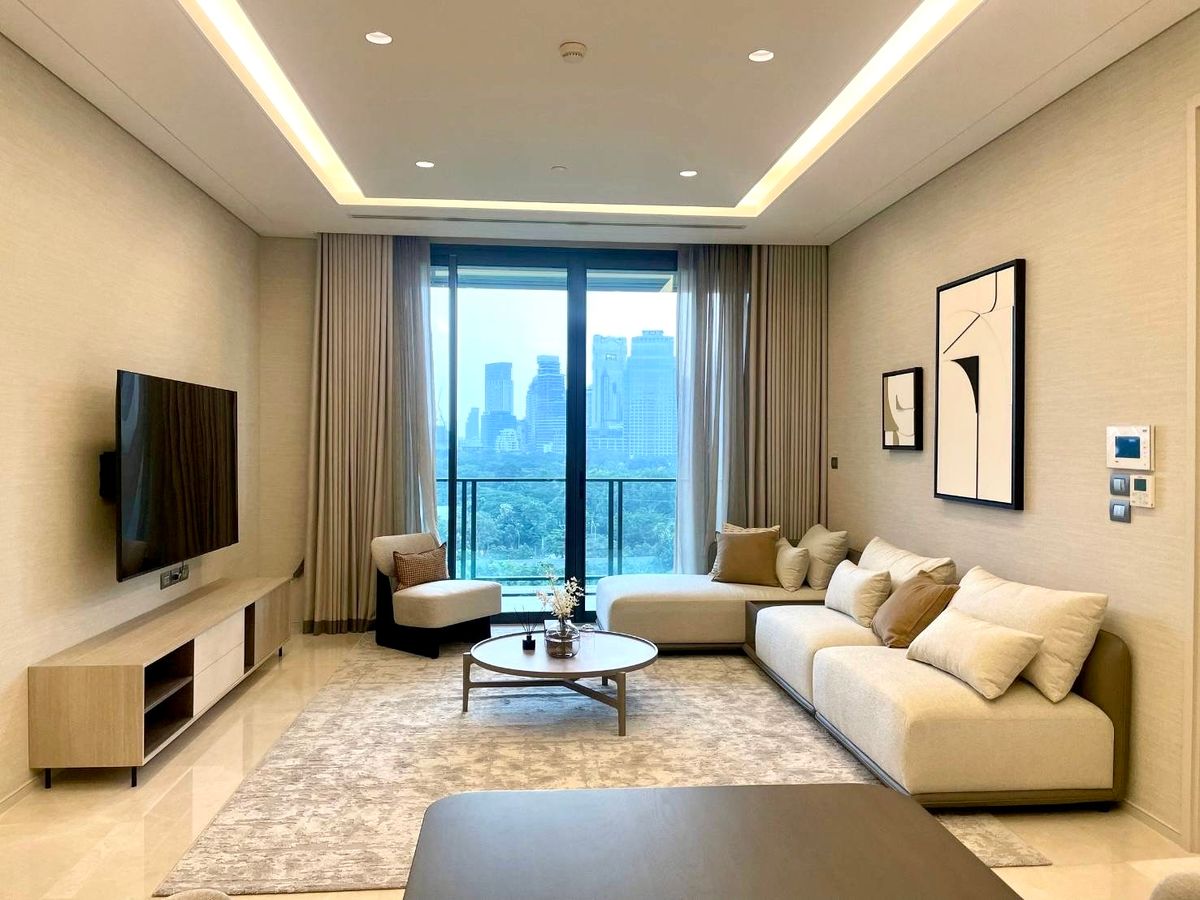 For RentCondoWitthayu, Chidlom, Langsuan, Ploenchit : Sindhorn kempinski 2Bed: 143SQM. 2Bed 3Bath 143SQM. 250,000/MTH AM: 0656199198