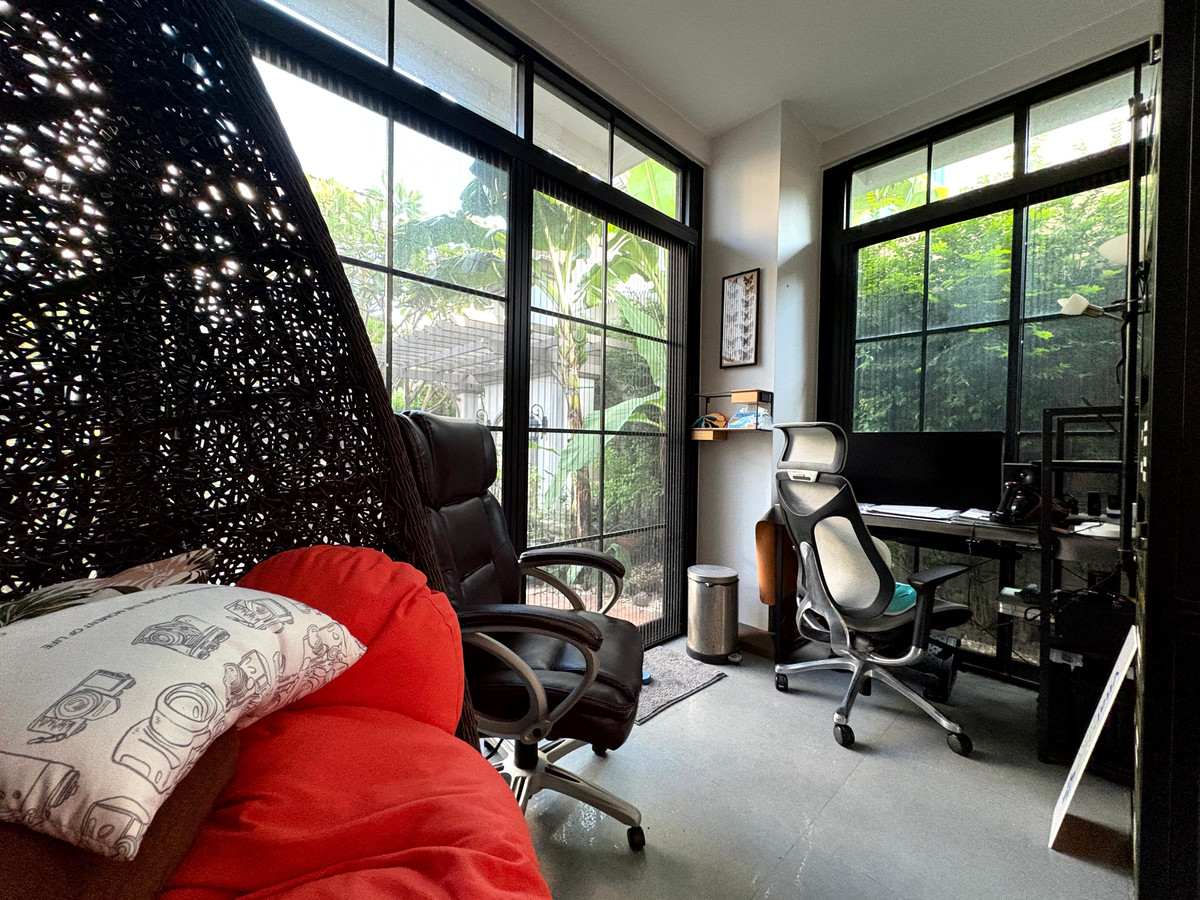 For SaleHouseBangna, Bearing, Lasalle : ✨ Special Price! Instant Discount of Nearly 3 Million Baht! ✨ Nantawan Bangna Km.7