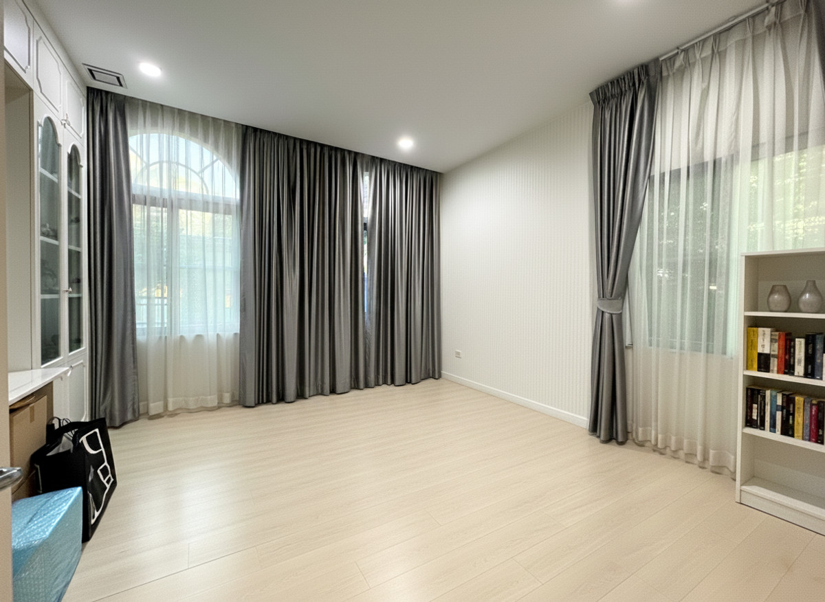 For SaleHouseBangna, Bearing, Lasalle : ✨ Special Price! Instant Discount of Nearly 3 Million Baht! ✨ Nantawan Bangna Km.7