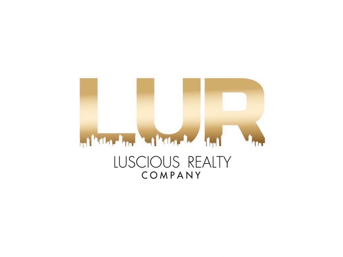 For SaleTownhomeSukhumvit, Asoke, Thonglor : Sell ​​Townhome Sukhumvit-Asoke Strong structure Renovate and run a new electric system with 4 air conditioners, free 19 sq. Wah. Local use of 140 sqm. 2 bedrooms, 2 bathrooms, 1 car park 17.8 million baht