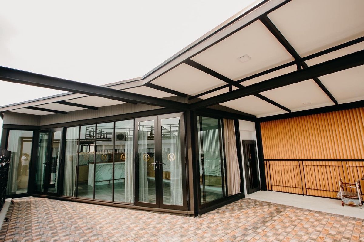 ขายโฮมออฟฟิศเลียบทางด่วนรามอินทรา : 📢👇โฮมออฟฟิศ 5ชั้น พร้อม lift ภายในอาคาร มีดาดฟ้า ระยะเดินไป Central Eastville ได้ เดินทางสะดวกหลายเส้นทาง ใกล้จุดขึ้นลงทางด่วน