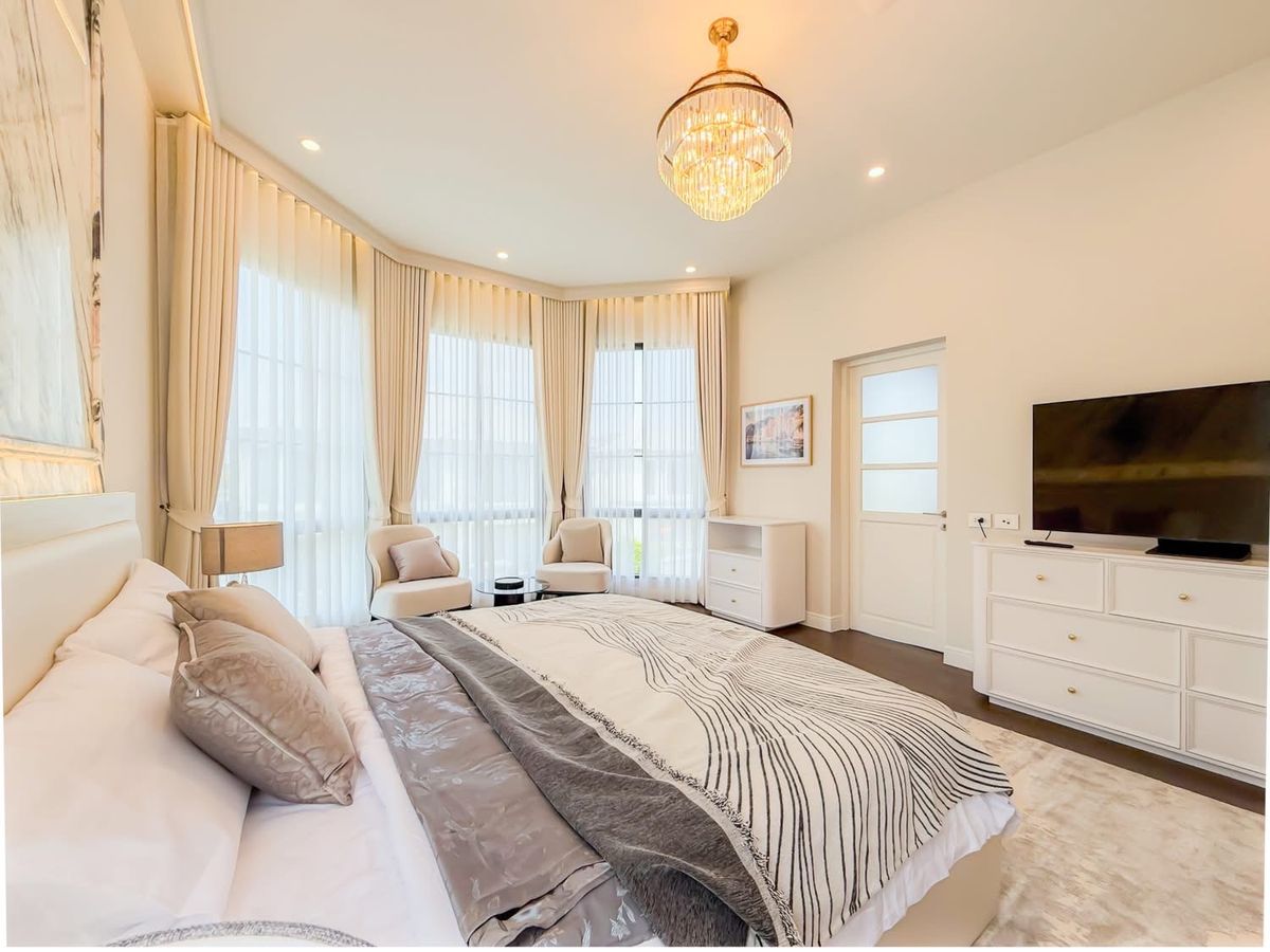 บ้านพัฒนาการ ศรีนครินทร์ : ขาย/เช่า บ้านนาราสิริ กรุงเทพกีฑา ขนาด 495 Sq.m เพียง 79 MB/450,000