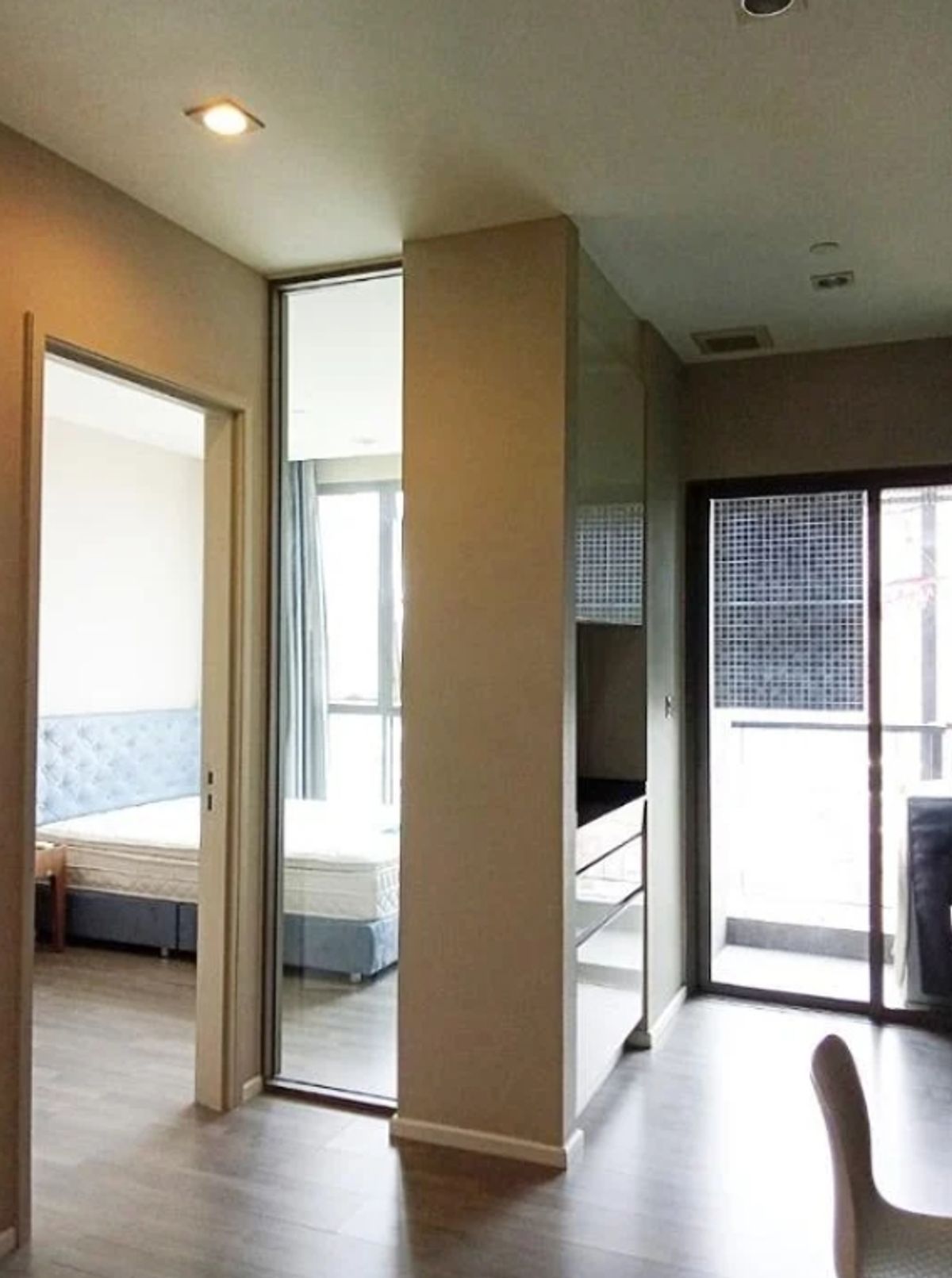 For RentCondoSathorn, Narathiwat : Rent The Room Sathorn-St. Louis, Floor 11