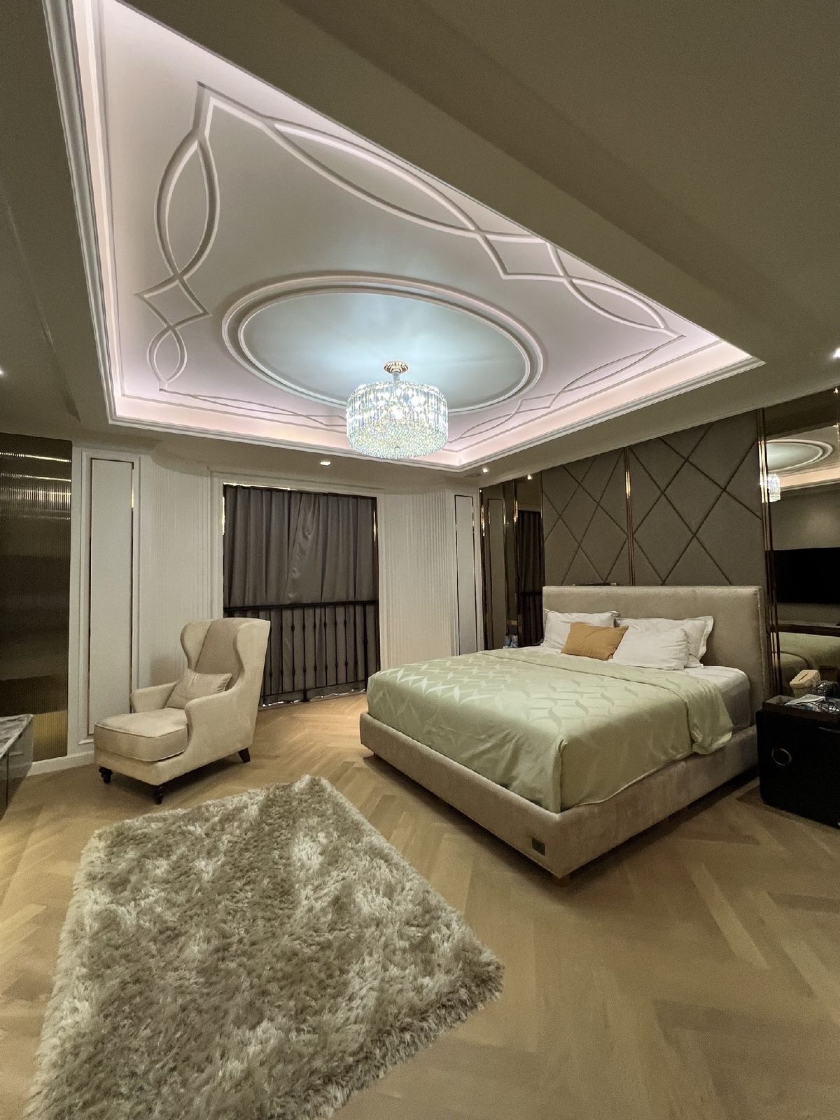 ขายโฮมออฟฟิศเลียบทางด่วนรามอินทรา : 📢👇โฮมออฟฟิศ 5ชั้น พร้อม lift ภายในอาคาร มีดาดฟ้า ระยะเดินไป Central Eastville ได้ เดินทางสะดวกหลายเส้นทาง ใกล้จุดขึ้นลงทางด่วน