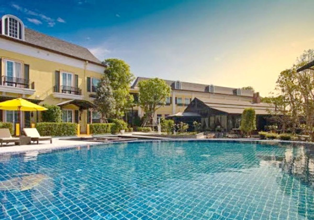 For SaleLandPak Chong KhaoYai : Sirarom Khao Yai, Golden Location near Pak Chong Airport, selling beautiful land with 3 rai of Suan Suan 3 ngan 45 sq.w. RANCHO ChaRNVEE GOLF Resort3.5 km.