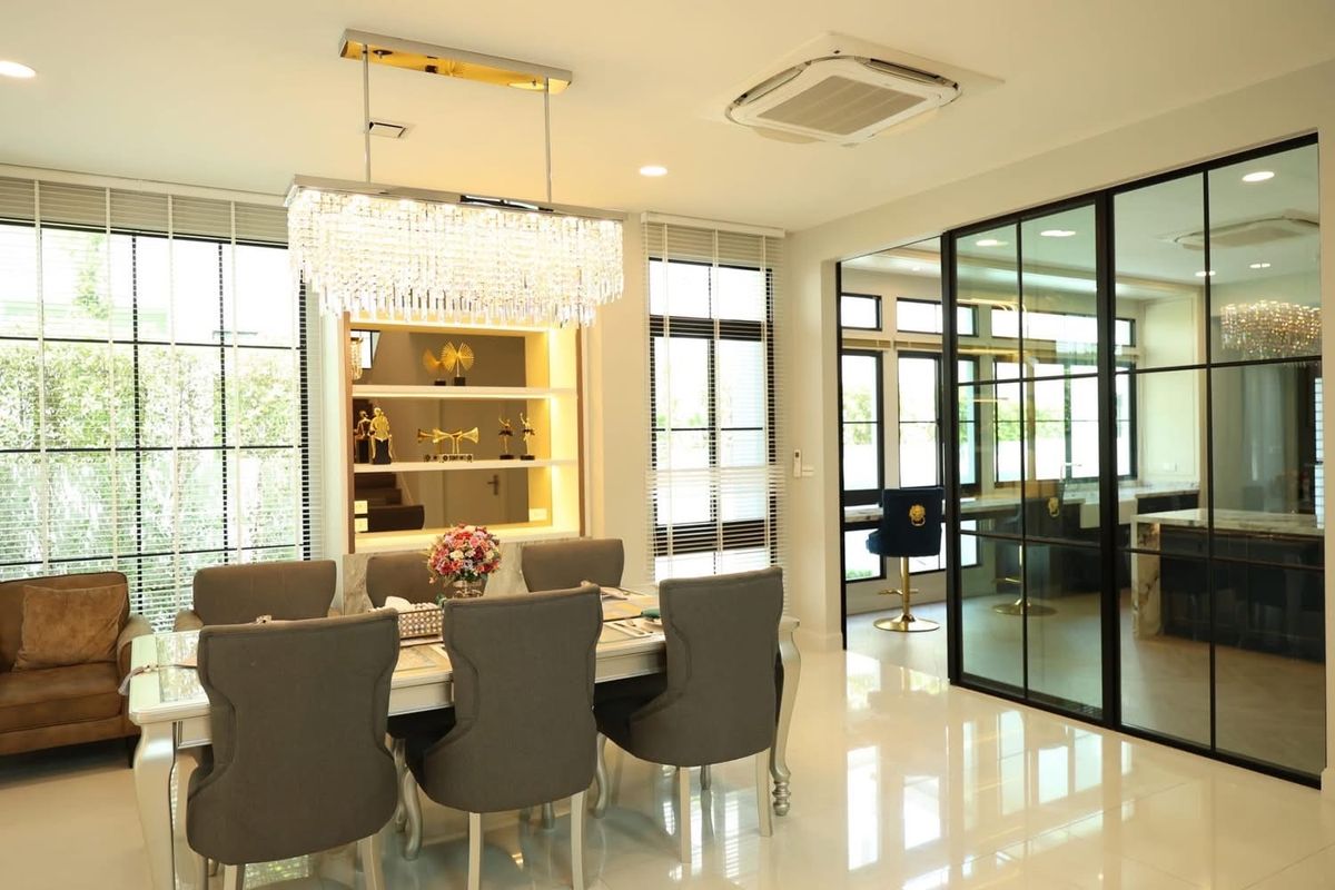 บ้านพัฒนาการ ศรีนครินทร์ : 📍ขาย/เช่า Nantawan พระราม 9 - กรุงเทพกีฑา เพียง 75 MB / เช่า 650,000 ติดต่อ 086-795-9997 (จิมมี่)