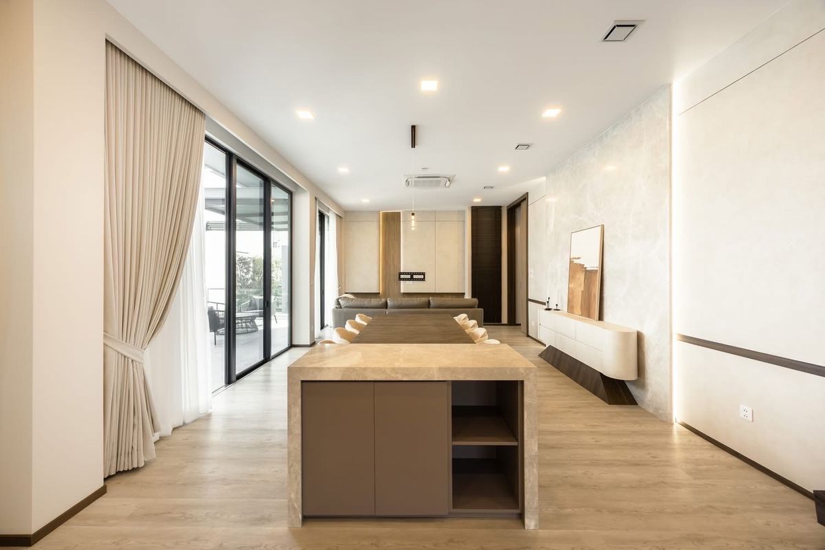 ขายบ้านพัฒนาการ ศรีนครินทร์ : ขาย Vive กรุงเทพกีฑา ขนาด 421 Sq.m เพียง 49 MB ติดต่อ 086-795-9997 (จิมมี่)