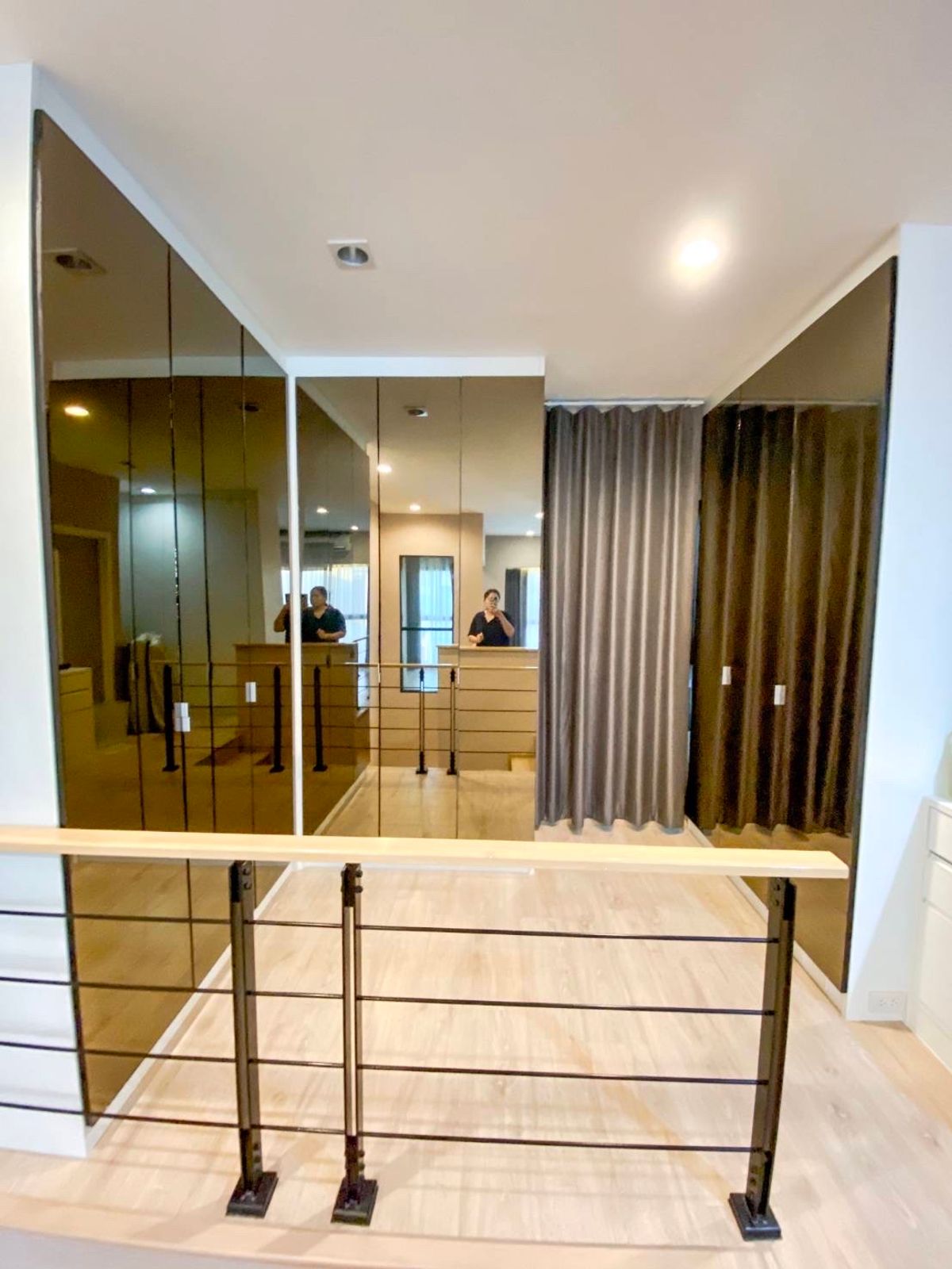 For RentTownhomePattanakan, Srinakarin : Townhome behind Arden angle, development of Ma Thong Lo 15 minutes