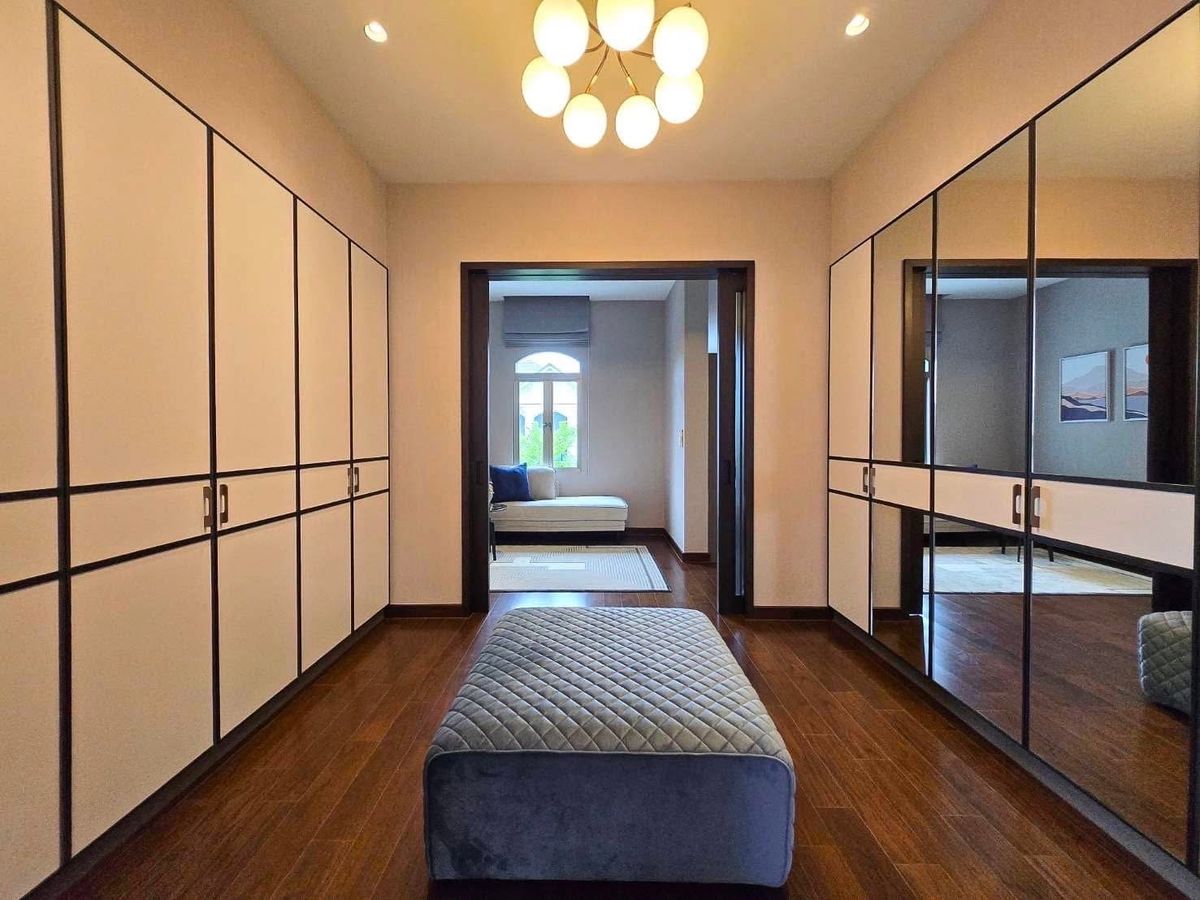 HouseLadkrabang, Suwannaphum Airport : 📍 Selling/renting a house, decorated with Perfect Masterpiece Rama9-Krungthep Kreetha 5 Bed only 95 MB/Rent 500,000/Month