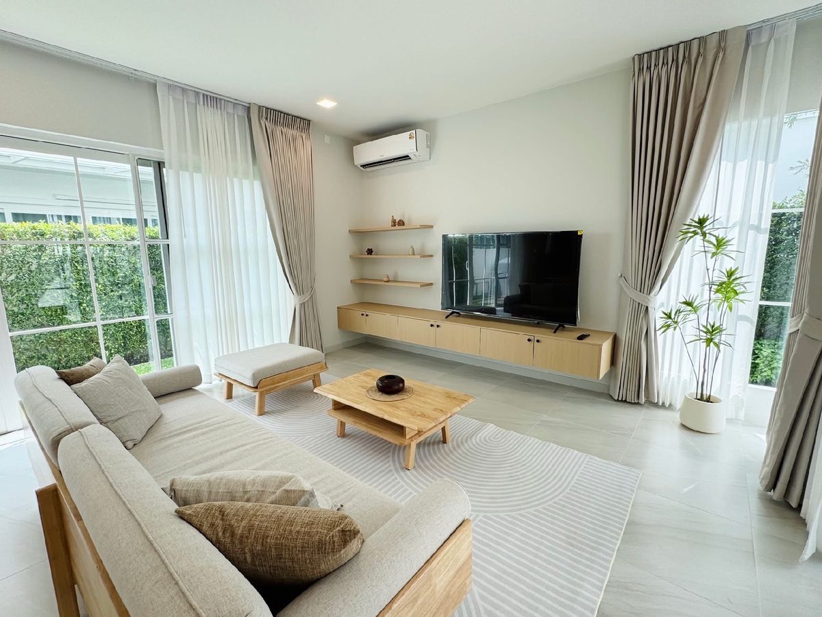 For RentHouseBangna, Bearing, Lasalle : 🌟For Rent: Detached House in Chaiyapruk. 2 Storeys, 3 Bedrooms/4 Bathrooms.💥Rental Fee: 85,000 THB/Month. 
