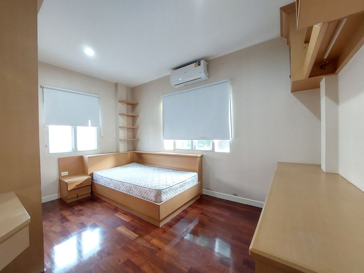 บ้านสมุทรปราการ สำโรง : บ้านเดี่ยว นันทวัน ศรีนครินทร์ 100 ตารางวา 250 ตารางเมตร