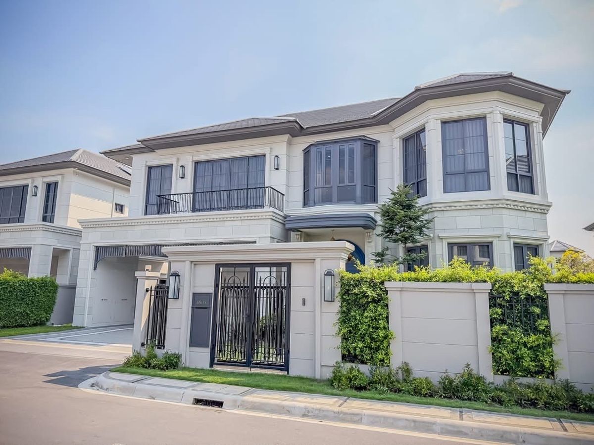 บ้านพัฒนาการ ศรีนครินทร์ : ขาย/เช่า บ้านนาราสิริ กรุงเทพกีฑา ขนาด 495 Sq.m เพียง 79 MB/450,000 ติดต่อ 086-795-9997 จิมมี่