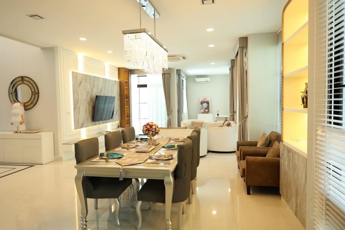 บ้านพัฒนาการ ศรีนครินทร์ : 📍ขาย/เช่า Nantawan พระราม 9 - กรุงเทพกีฑา เพียง 75 MB / เช่า 650,000 ติดต่อ 086-795-9997 (จิมมี่)