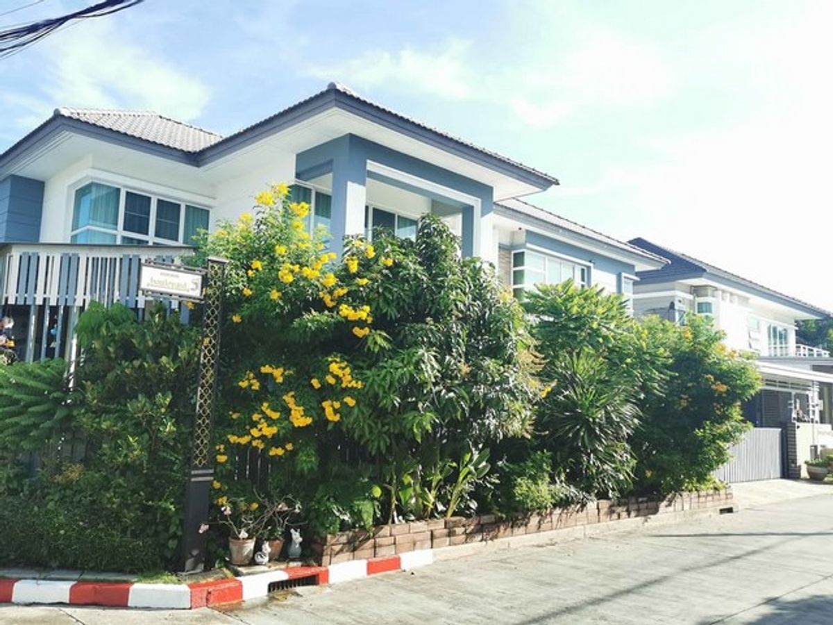 ให้เช่าบ้านนวมินทร์ รามอินทรา : ให้เช่าบ้านเดี่ยว ​บางกอก​บูเลอวาร์ด​ราม​อินทรา​3​ ตรงข้าม​แฟชั่น​ ติด​วงแหวน ใกล้MRT ส่วนต่อขยาย (สายสีชมพู) ใกล้ทางด่วน (รามอินทรา) ใกล้ เซ็นทรัล รามอินทรา
