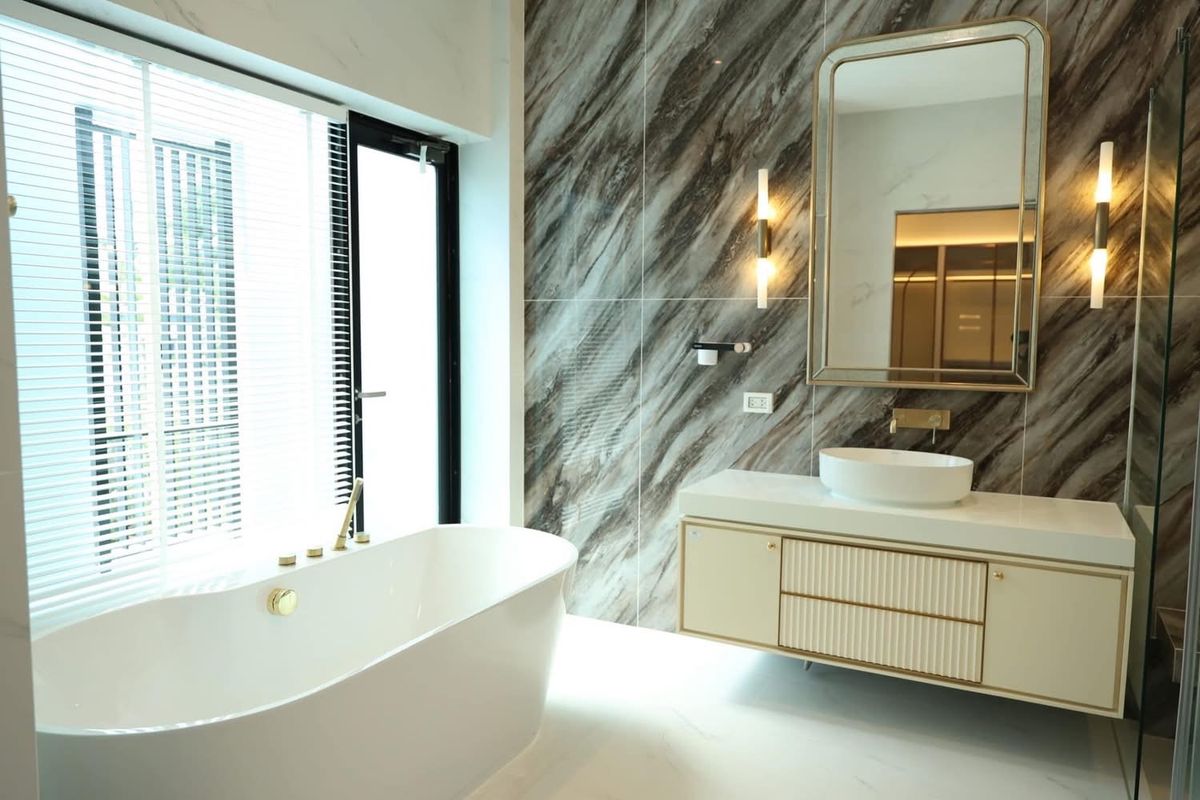 บ้านพัฒนาการ ศรีนครินทร์ : 📍ขาย/เช่า Nantawan พระราม 9 - กรุงเทพกีฑา เพียง 75 MB / เช่า 650,000 ติดต่อ 086-795-9997 (จิมมี่)