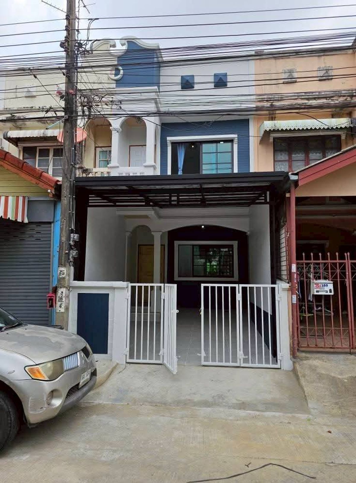 ขายทาวน์โฮมมีนบุรี-ร่มเกล้า : ขายบ้าน ติดรถไฟฟ้าสายสีส้ม หมู่บ้านสุภาวัลย์ รามคำแหงตอนปลาย สุขาภิบาล3 มิสทีน ราษฎร์พัฒนา ร่มเกล้า ลาดกระบัง สุวินทวงศ์ นิคมบางชัน รามอินทรา มีนบุรี  เสรีไทย 