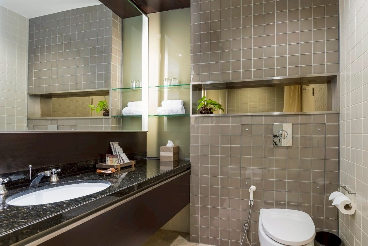 ให้เช่าคอนโดสุขุมวิท อโศก ทองหล่อ : ✨ให้เช่า คอนโดหรู 2ห้องนอน เฟอร์นิเจอร์และเครื่องใช้ไฟฟ้าตกแต่งครบ ตั้งใจกลางเมือง เดินทางสะดวก ใกล้ BTSพร้อมพงษ์