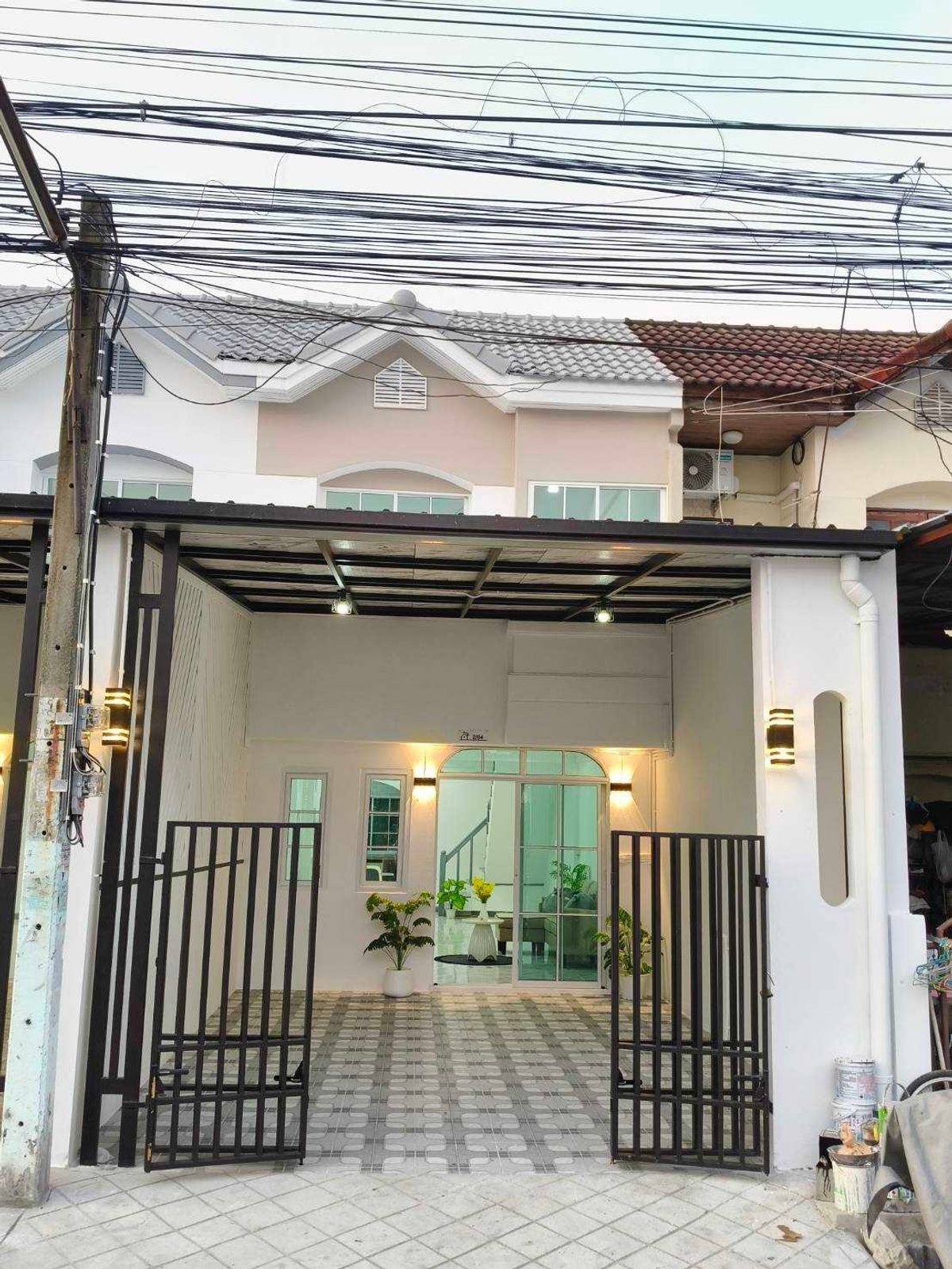ขายทาวน์โฮมมีนบุรี-ร่มเกล้า : ขาย ทาวน์เฮ้าส์ พนาสนธิ์2 นิมิตใหม่1 ขนาด 18.5 ตร.ว. รีโนเวทใหม่