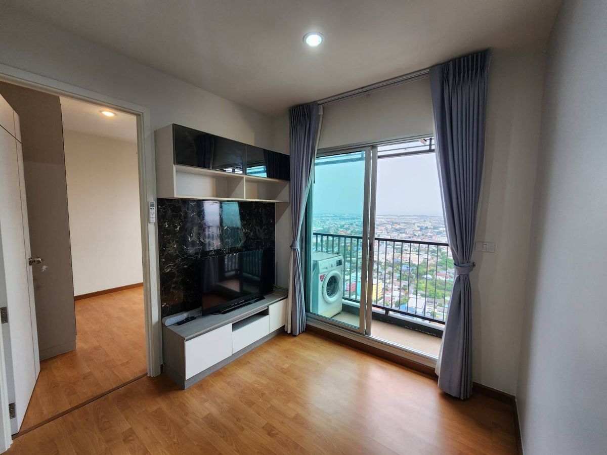 ให้เช่าคอนโดสมุทรปราการ สำโรง : 🔥📢FOR RENT>> The President Sukhumvit - Samutprakan>> ชั้น  32  ขนาด 35 ตร.ม เดินทางสะดวก ติด BTS แพรกษา Robinson แพรกษา #LV-MO1610