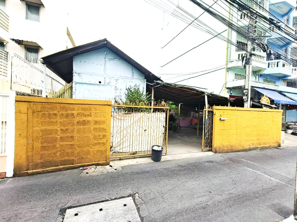 ขายที่ดินวงเวียนใหญ่ เจริญนคร : ขายที่ดินพร้อมบ้านเนื้อที่ 93 ตารางวา ซ.ตากสิน 18 เขตธนบุรี ใกล้เดอะมอลล์ ท่าพระ