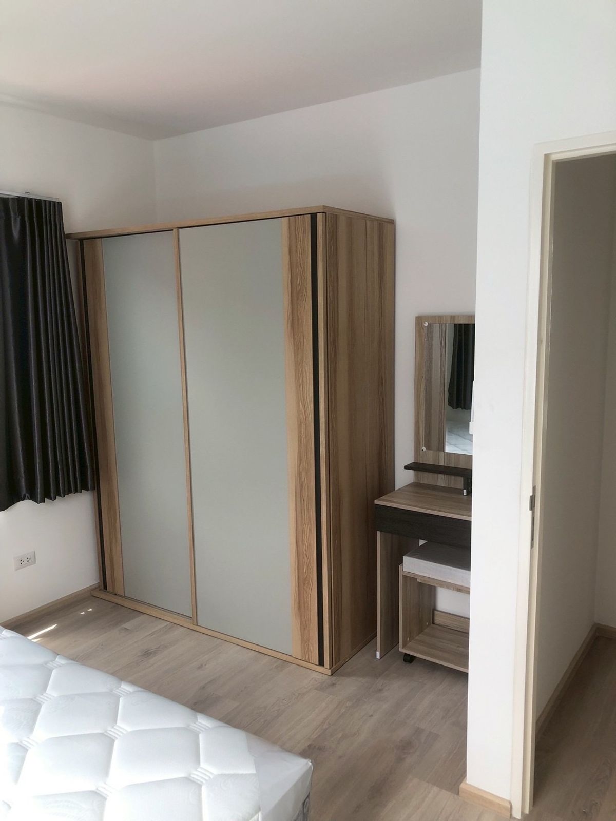 For RentTownhomeBangna, Bearing, Lasalle : 💥ForRent💥Indy Bangna-Ramkhamhang 2 🏡 Near Mega Bangna  ‼️Fully Furnished ‼️ Corner House ✨Ready to move in 🌟