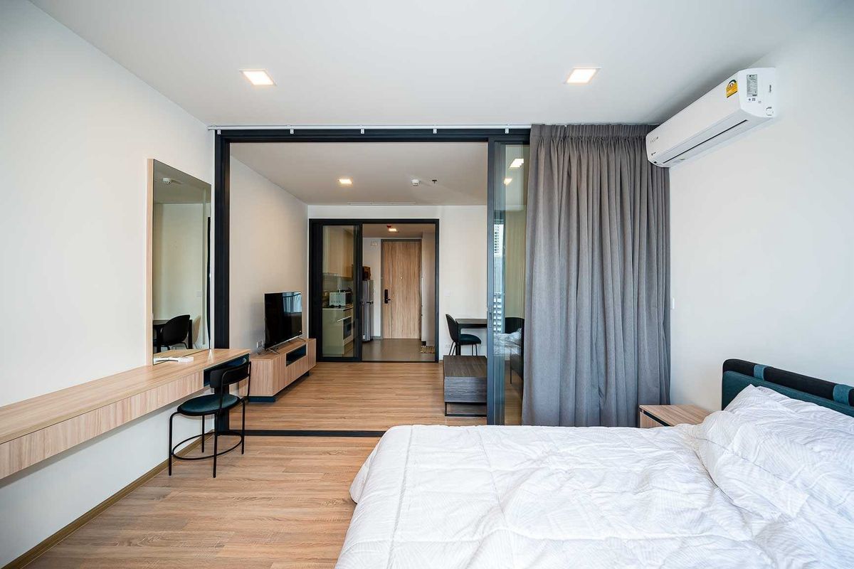 For RentCondoRatchathewi,Phayathai : 🔥The Lowest Price in the Building! - XT Phayathai Condo Brand New 1bedrrom 1Bathroom safe from earthquakes. Complete furniture Ready to move in